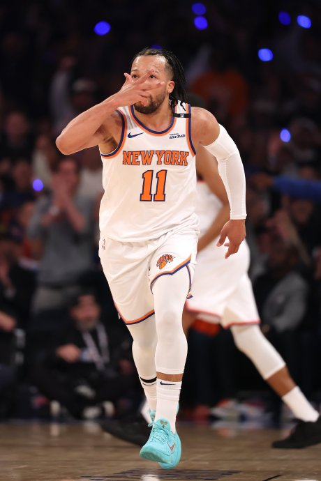 西亚卡姆连续十五场比赛得分超过比赛规则变更,曼联不断突破!再创辉煌时刻 西亚卡姆连续十五场比赛得分超过比赛规则变更,曼联不断突破!再创辉煌时刻